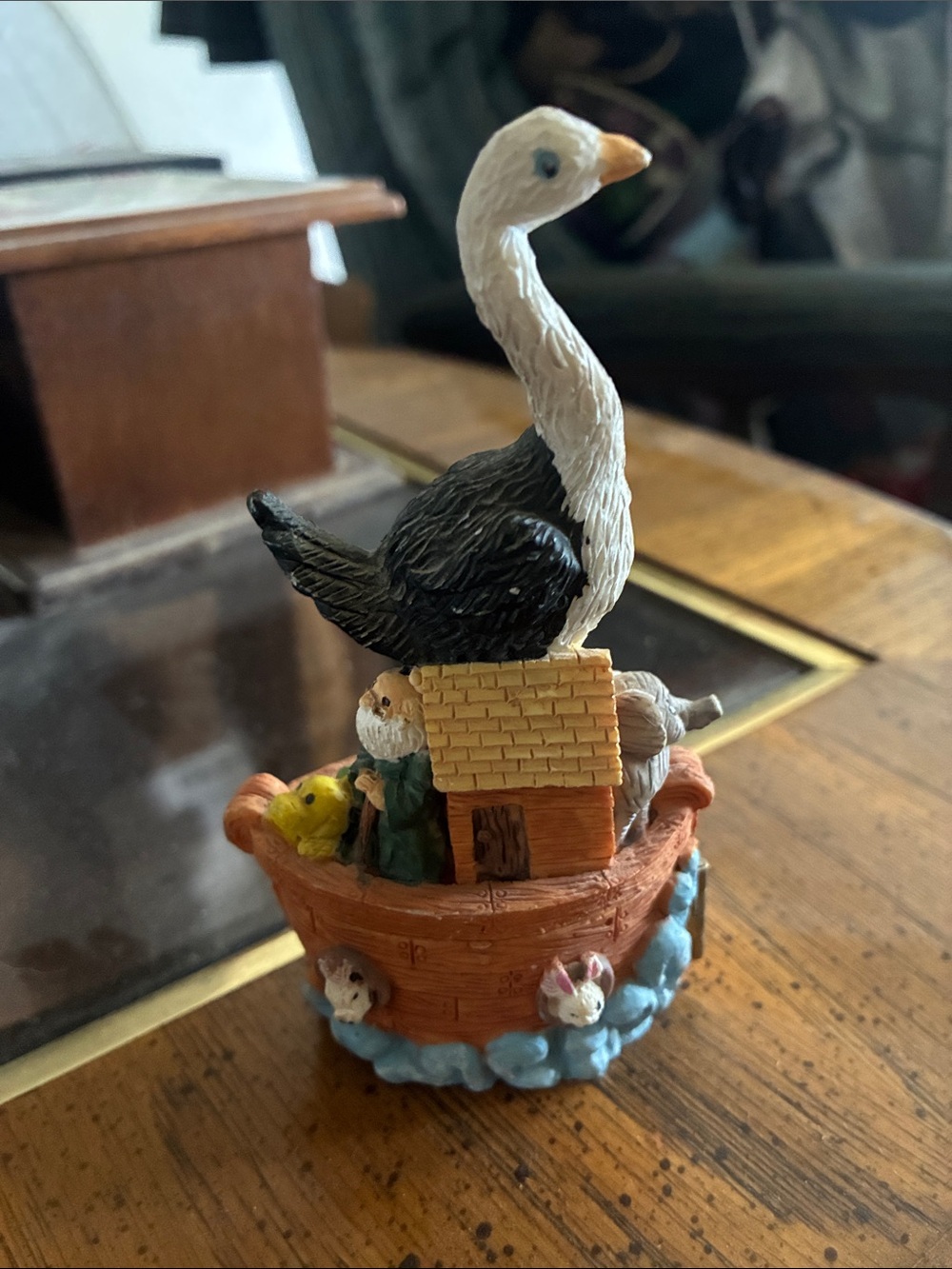 Vtg Noah’s Ark resin trinket box